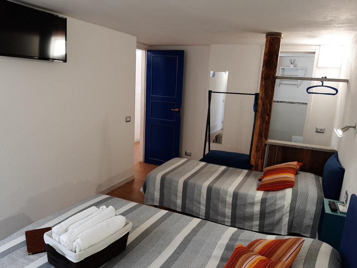 Portopollo Surfhouse Barrabisa Екстер'єр фото