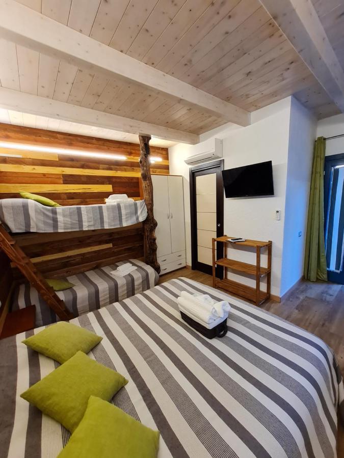 Portopollo Surfhouse Barrabisa Екстер'єр фото