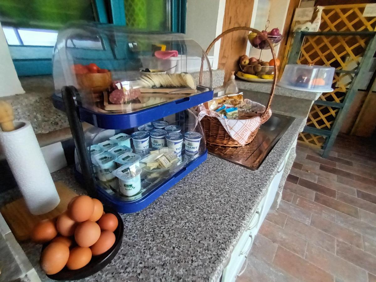 Portopollo Surfhouse Barrabisa Екстер'єр фото