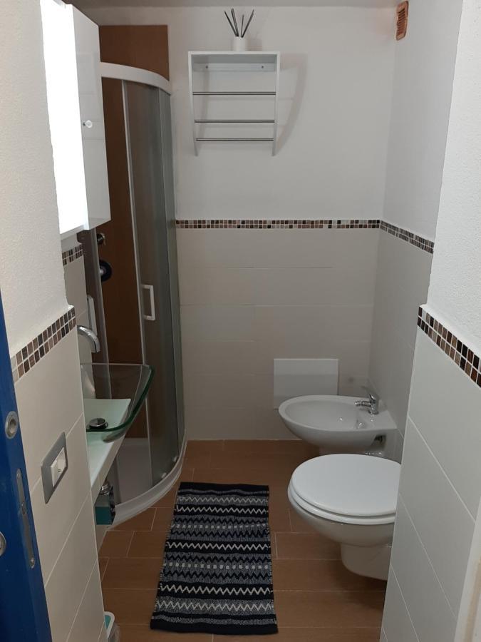 Portopollo Surfhouse Barrabisa Екстер'єр фото
